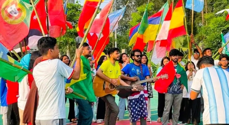 নোবিপ্রবিতে ফুটবল বিশ্বকাপ উন্মাদনা